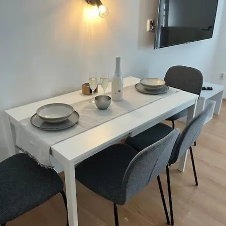 Cute In The Old Town Apartment